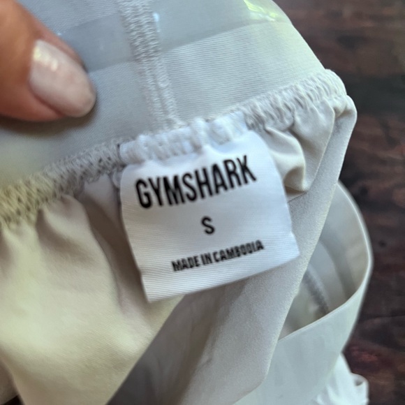 Gymshark Women's Light Grey Shorts - Picture 5 of 5